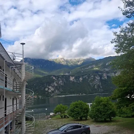 מלון Nautilus ואלמדררה