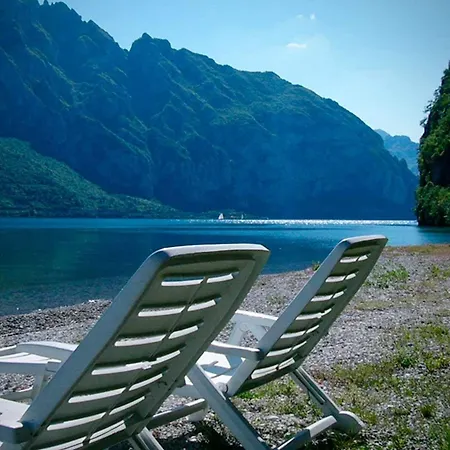 Nautilus מלון ואלמדררה