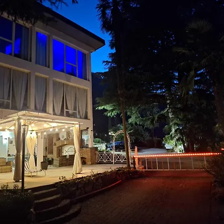 Nautilus Hotel
